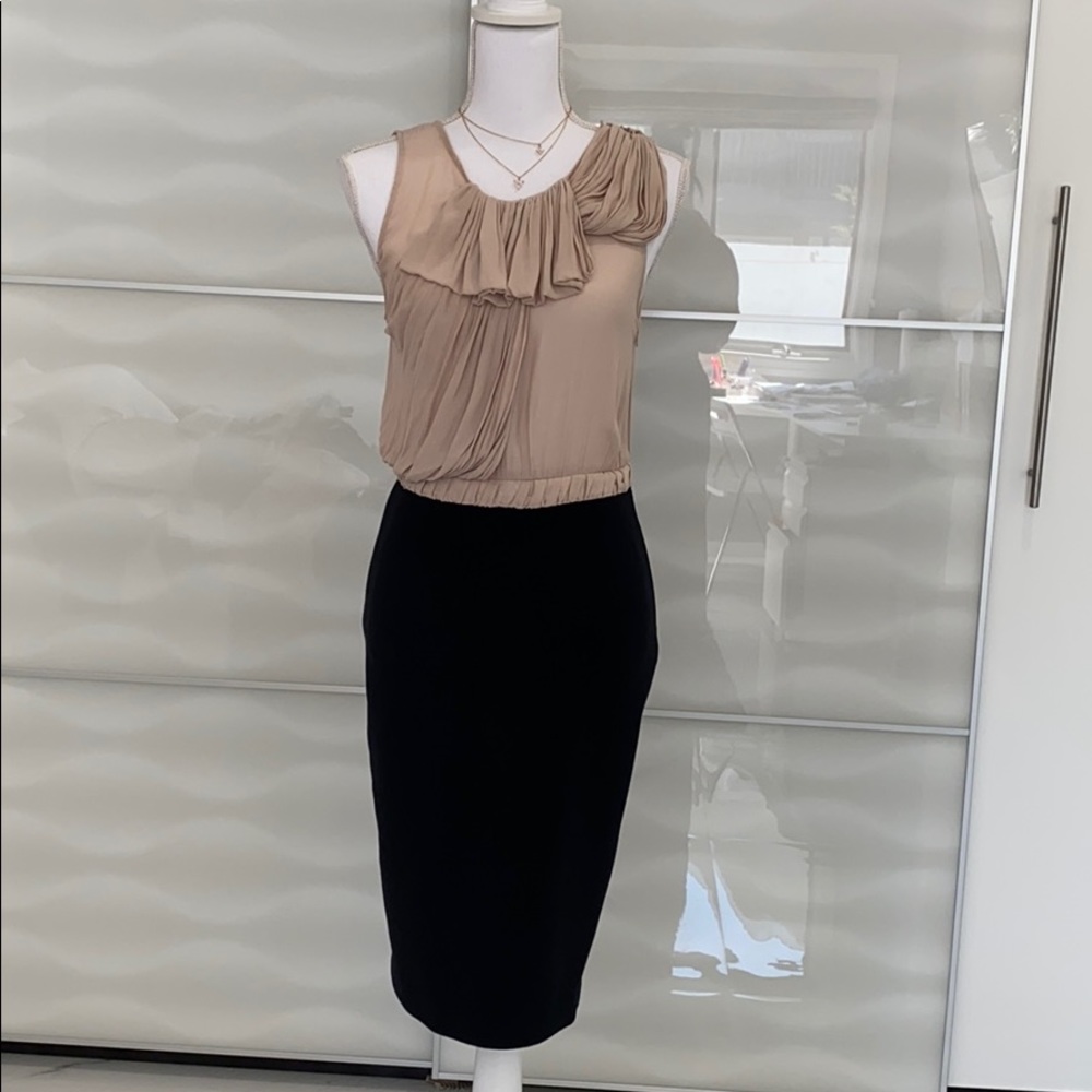 👗Zara Chic Dress with Ruffle Top 👗